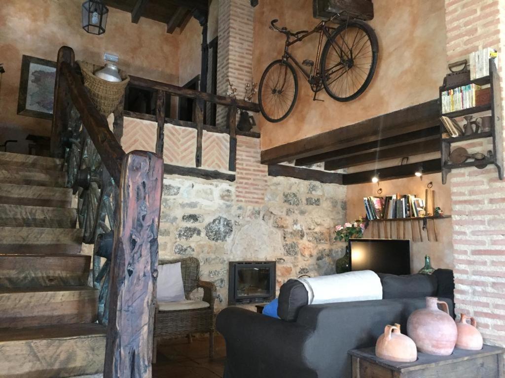 Casa Rural La Charolesa Aguilera Exteriér fotografie