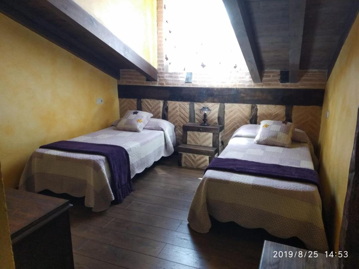 Casa Rural La Charolesa Aguilera Exteriér fotografie