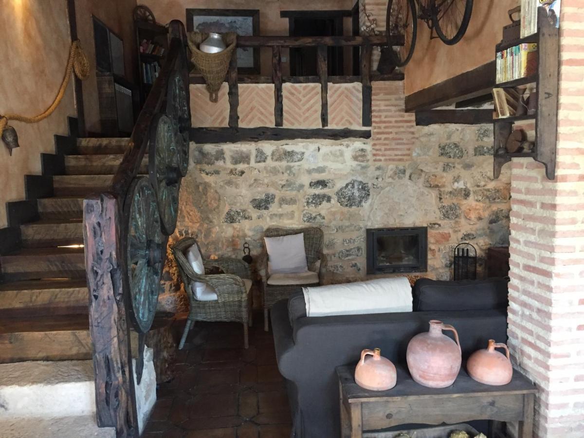 Casa Rural La Charolesa Aguilera Exteriér fotografie